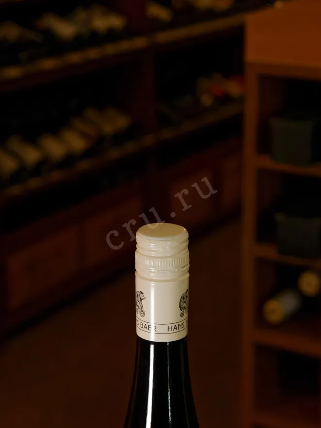 Пробка Hans Baer Pinot Noir 2021 0.75 л