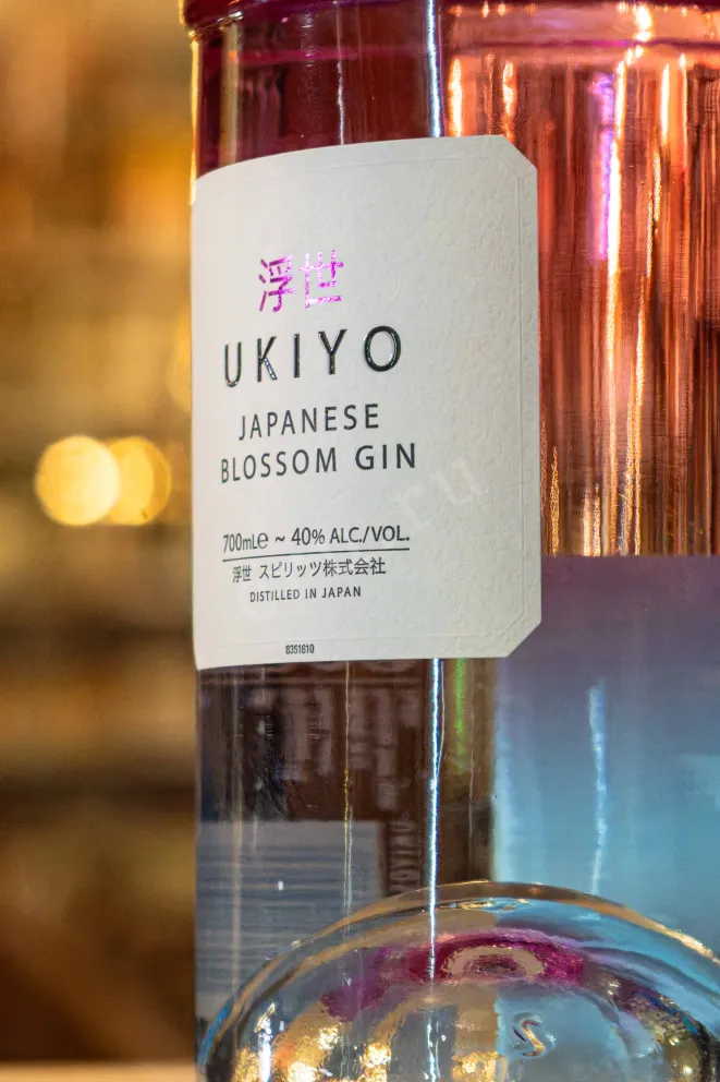 В магазине Крю Профи Ukiyo Blossom 0.7 л