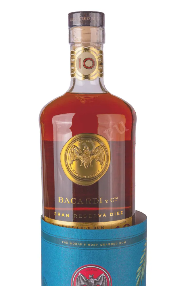 В тубе Bacardi Gran Reserva Diez 10 years in tube 0.7 л