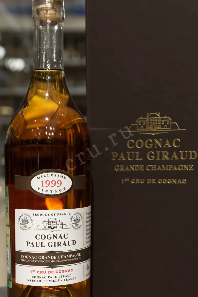 В магазине Крю Профи Paul Giraud in gift box 1999 0.7 л