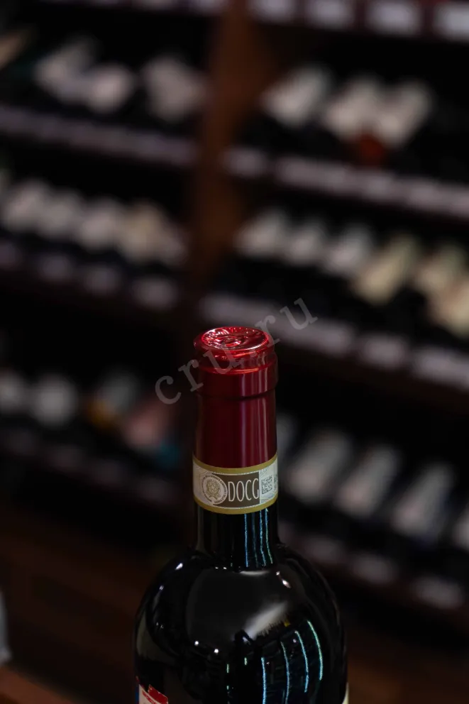 Пробка Casale del Barone Barolo DOCG 2021 0.75 л