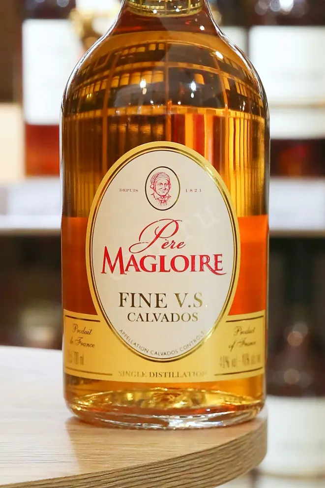В магазине Крю Профи Pere Magloire Fine V.S 0.7 л