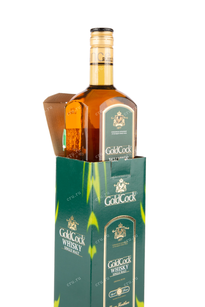 Бутылка виски Gold Cock 0.7 в подарочной упаковке