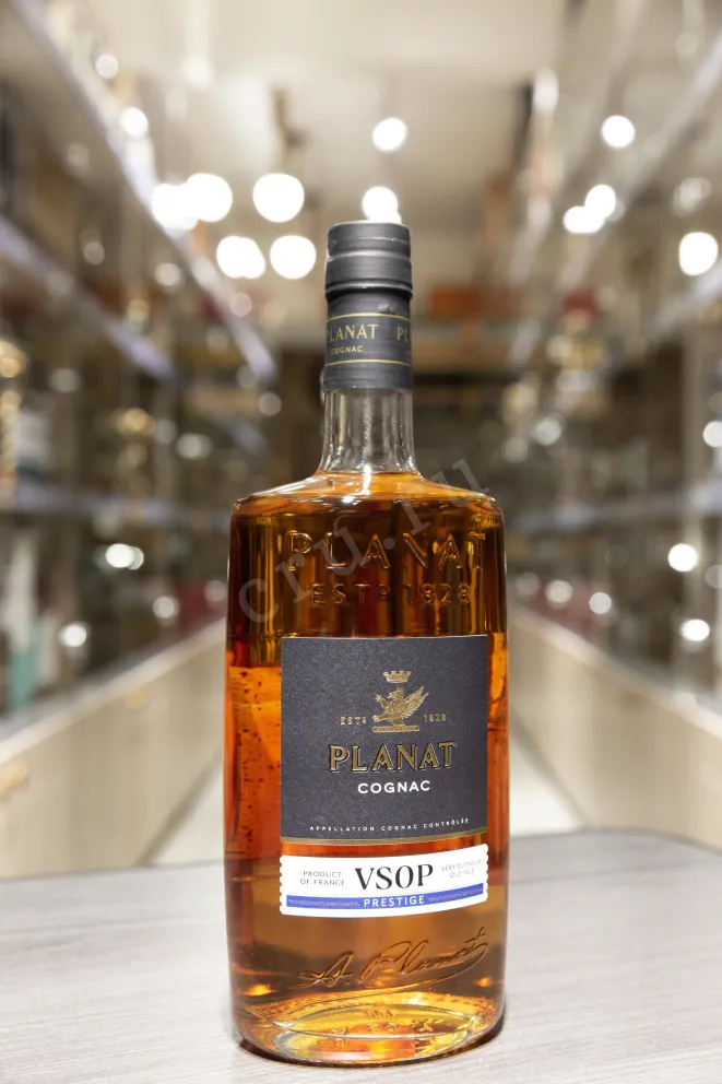В магазине Крю Профи Planat VSOP Prestige in gift box 0.7 л