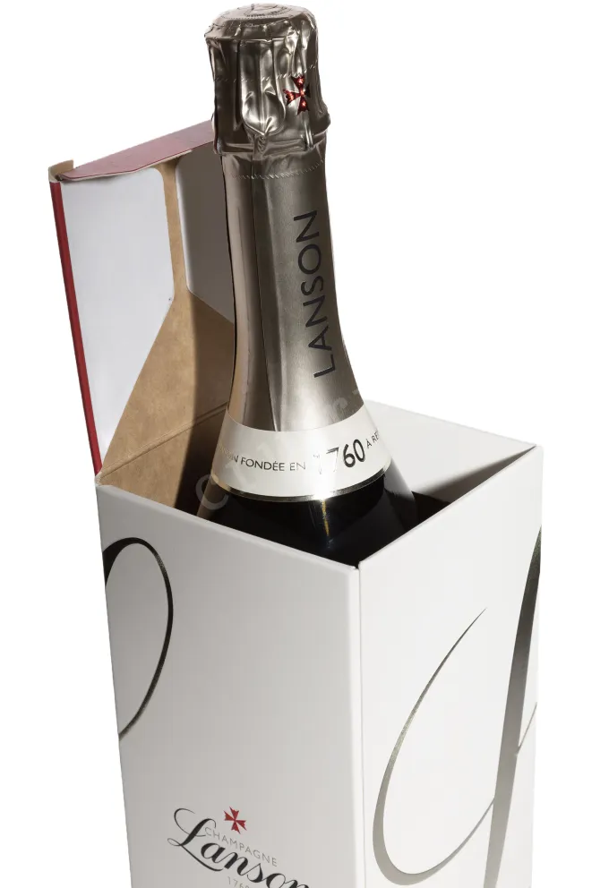 В подарочной коробке Lanson Le Blanc de Blancs Brut gift box 2020 0.75 л