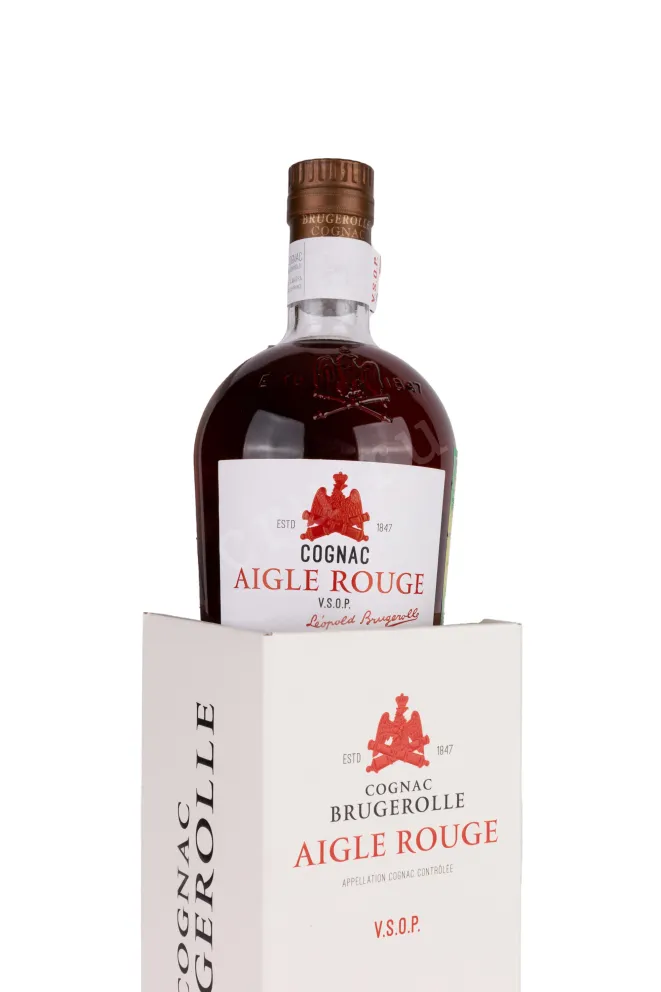 В подарочной коробке Brugerolle Aigle Rouge gift box 2018 0.7 л