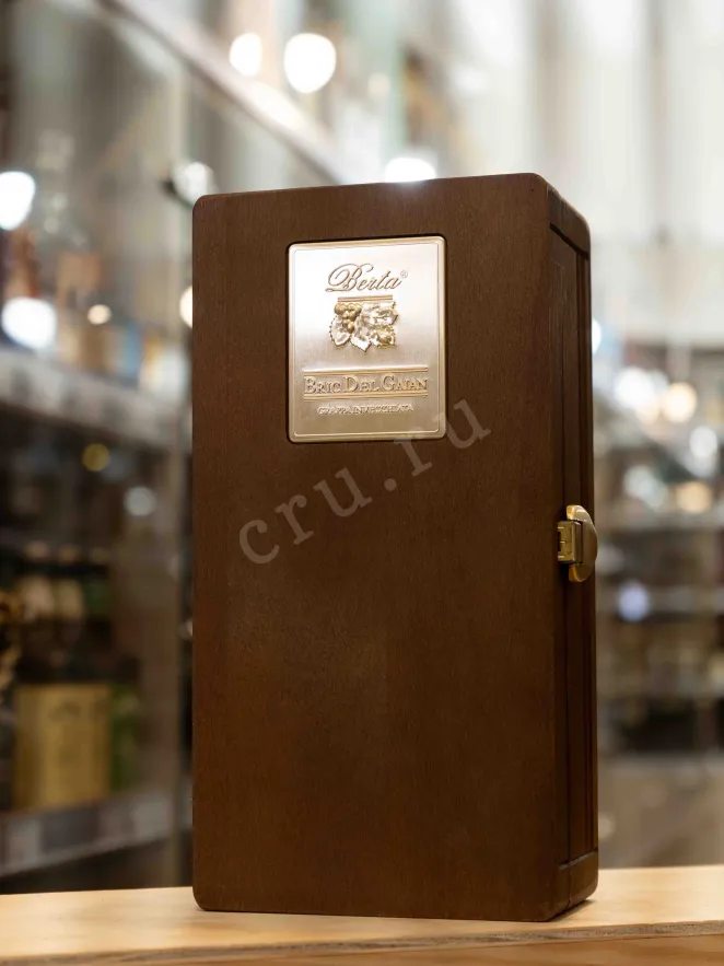 В магазине Крю Профи Berta Bric Del Gaian in wooden box 2015 0.7 л