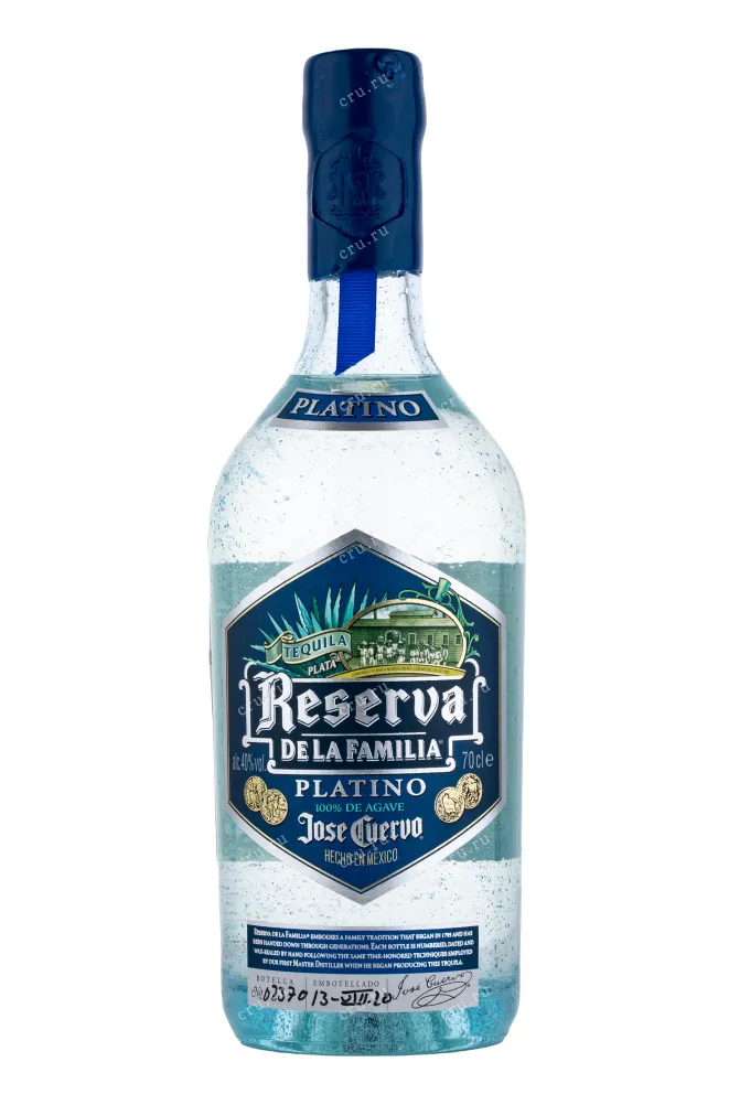 Текила Jose Cuervo Reserva De La Familia  0.75 л