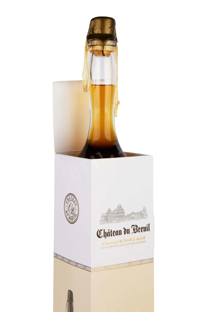 В подарочной коробке Chateau du Breuil Finition en Futs de Sauternes 8 Ans d'Age in gift box 0.7 л