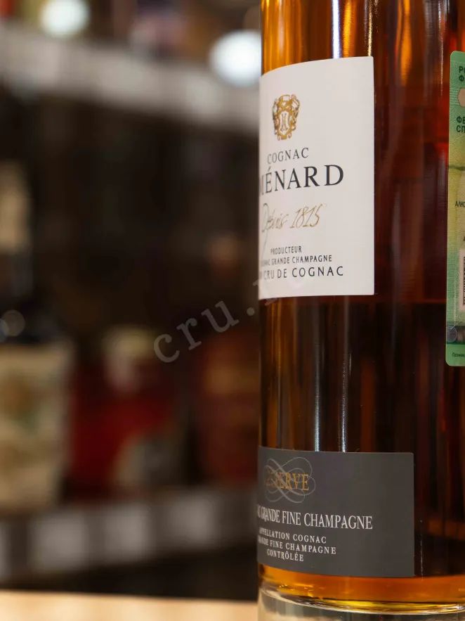 В магазине Крю Профи Menard Reserve 1er Cru De Cognac in gift box 0.7 л