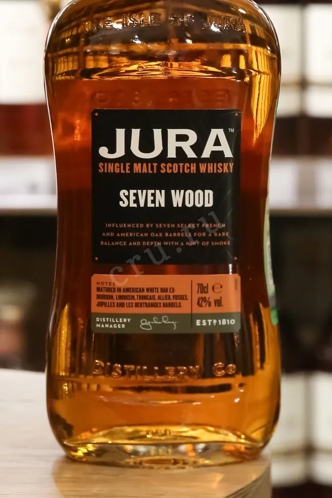 В магазине Крю Профи Jura Seven Wood 0.7 л