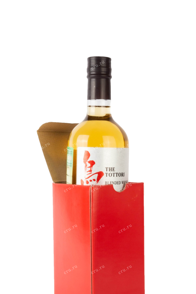 В подарочной коробке tne Tottori Blended japanese  0.5 л