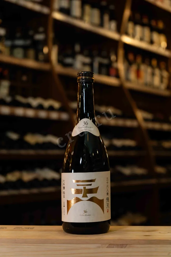 В магазине Крю Профи 36 Guardians Daiginjo Hiten gift box 0.72 л