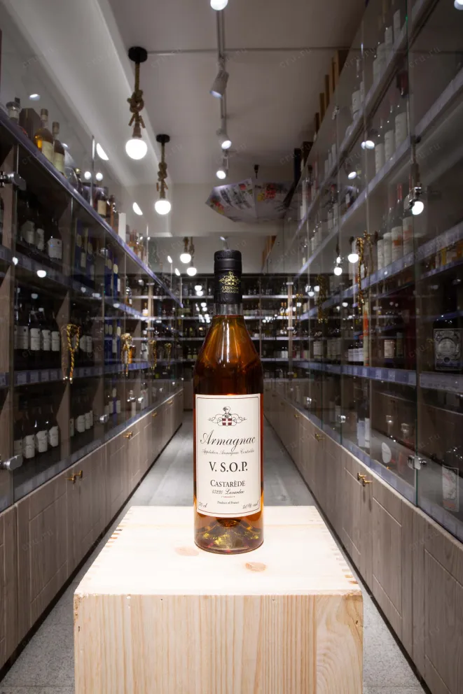 В магазине Крю Профи Castarede VSOP 0.7 л