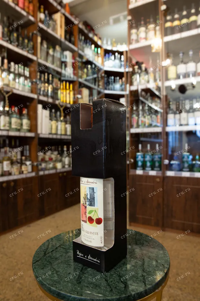В магазине Крю Профи Acquavita Ciliegie in gift box 0.5 л