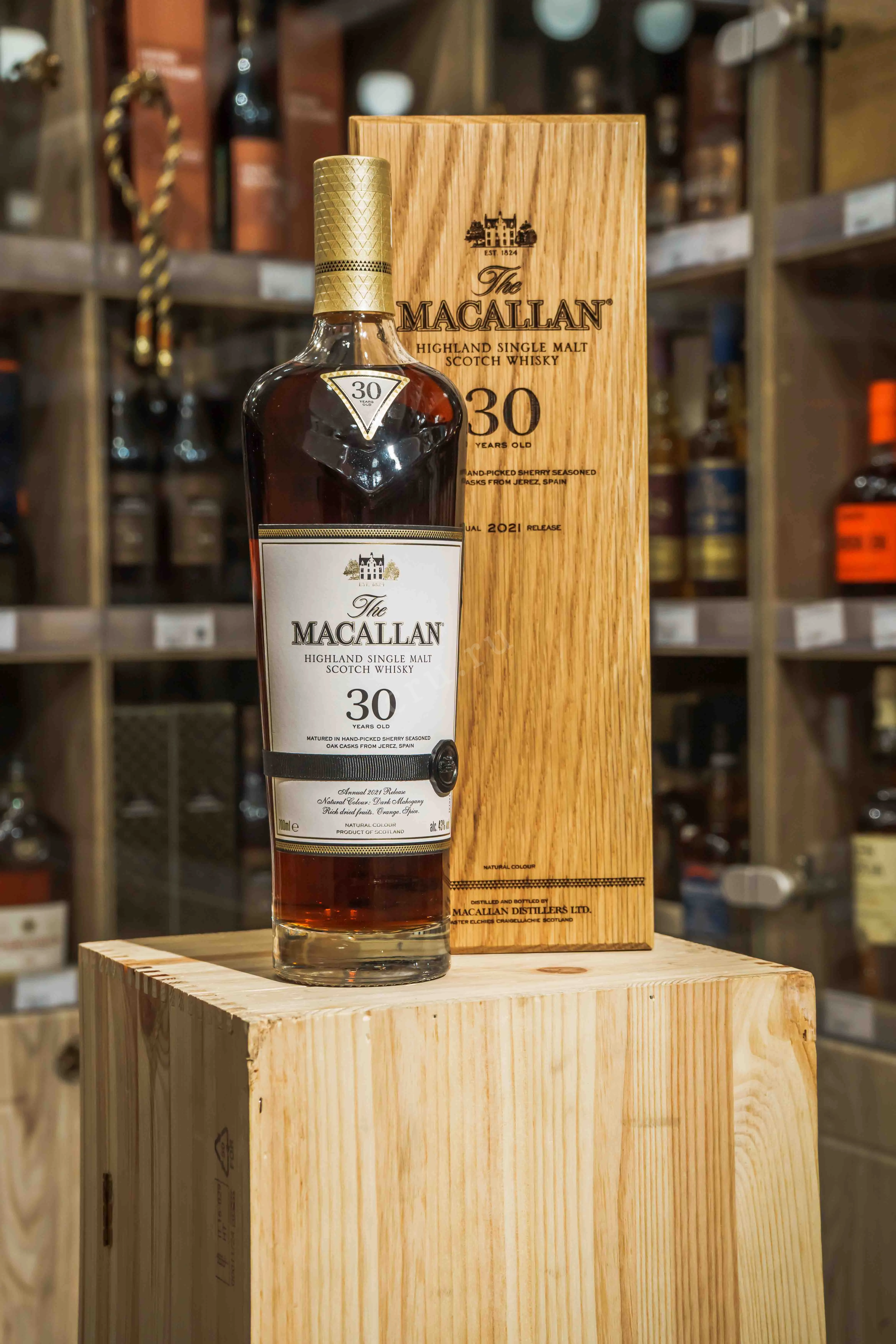 The Macallan 30 Year Old Sherry Oak wooden box 0.7 л купить