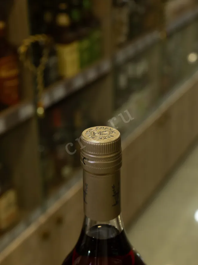 Пробка Park Chai N°8 Single Barrel aged 21 years gift box 0.7 л