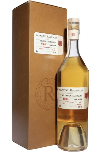 Коньяк Raymond Ragnaud Millesime Grande Champagne in gift box 2005 0.7 л