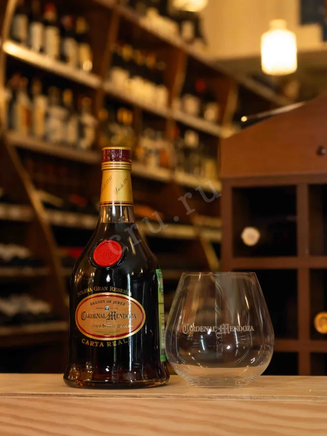В магазине Крю Профи Sanchez Romate Cardenal Mendoza Carta Real Solera Gran Reserva gift box + glass 0.7 л