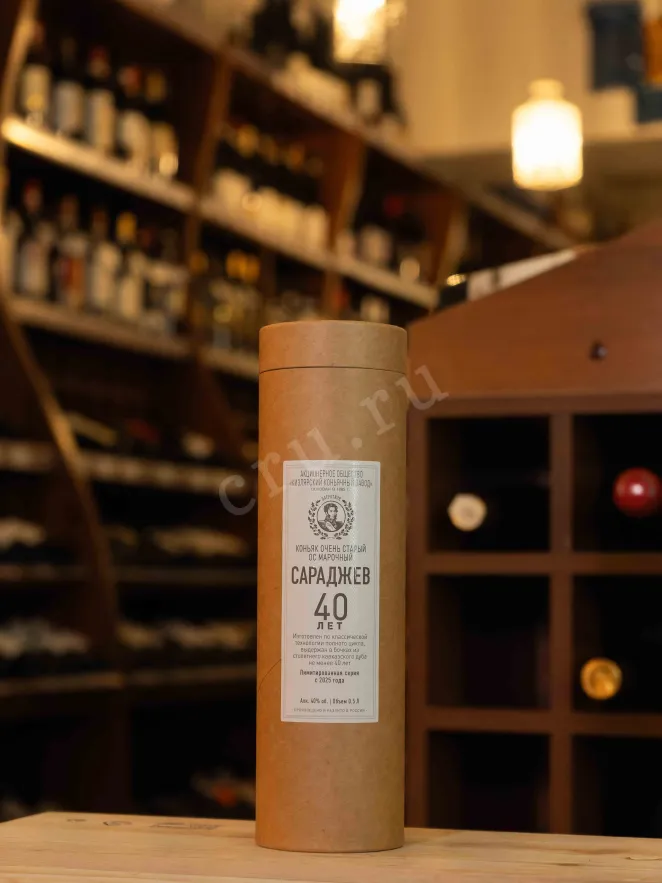 В магазине Крю Профи Saradjev 40 Years in tube 0.5 л