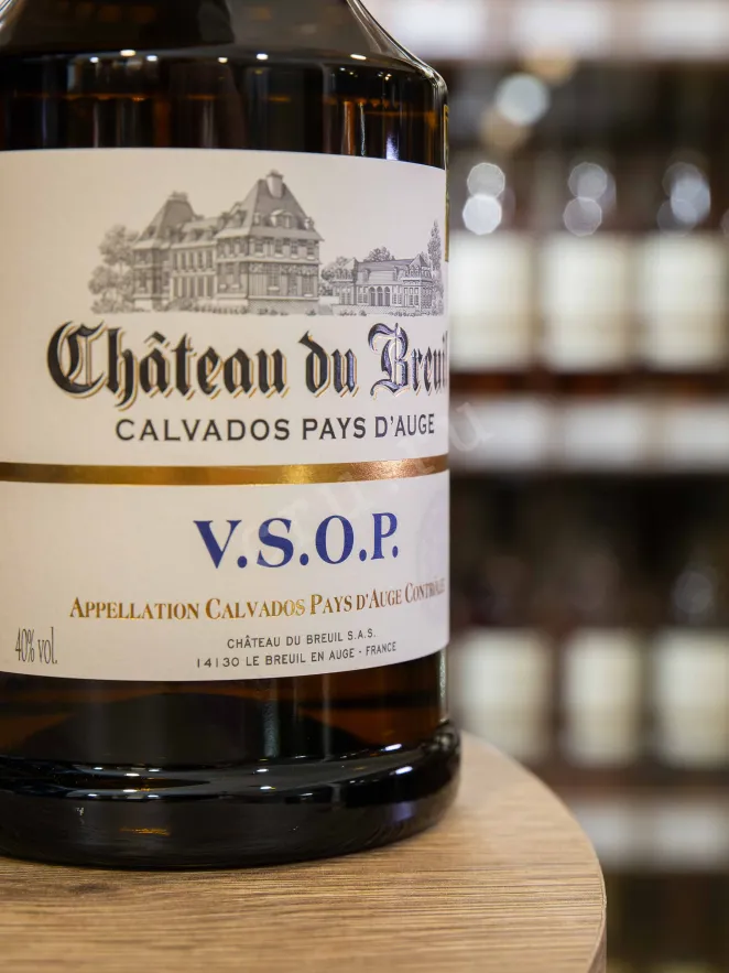 В магазине Крю Профи Chateau du Breuil VSOP 0.7 л