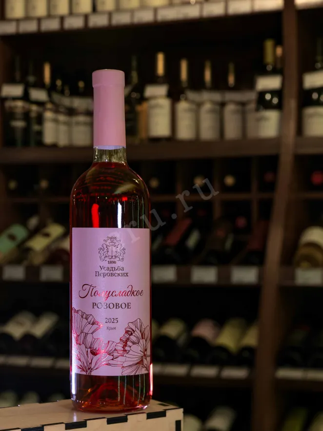 В магазине Крю Профи Usadba Perovskih Rose Semi-sweet 2025 0.75 л