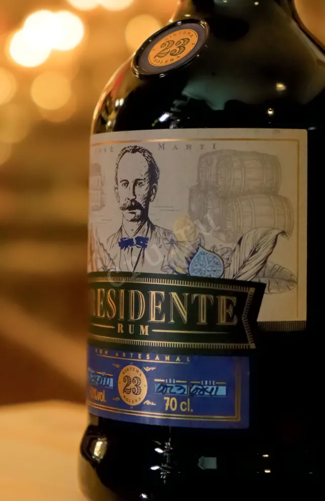 В магазине Крю Профи Oliver Presidente Marti 23 years gift box 0.7 л