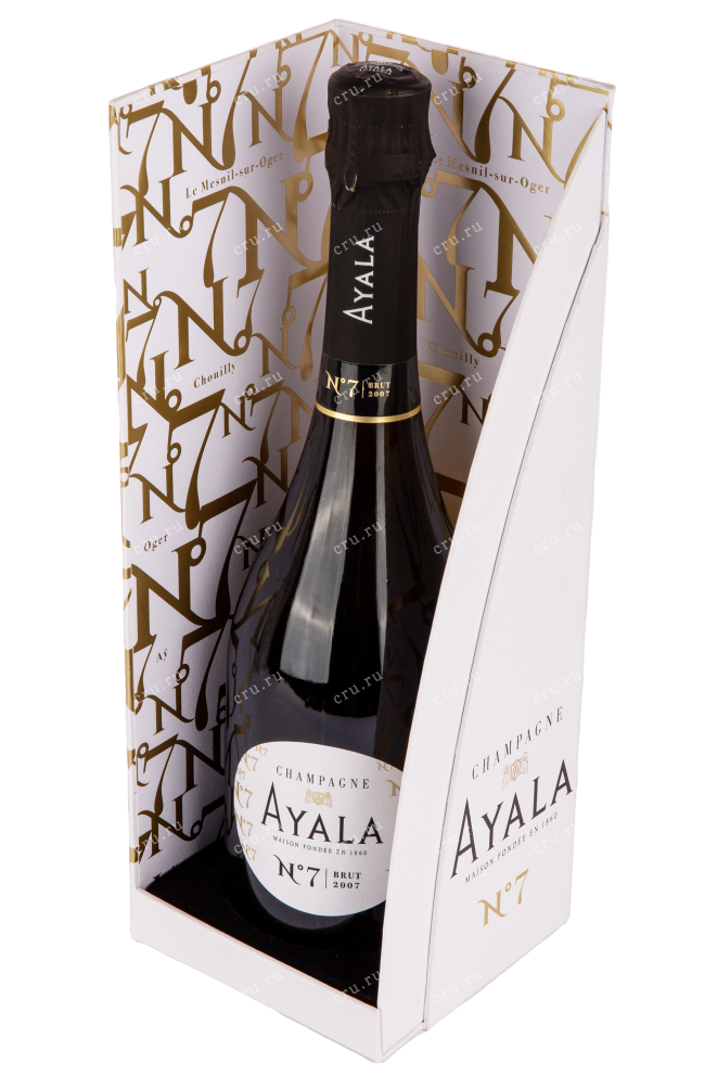 Подарочная коробка игристого вина Ayala №7 Brut 2007 0.75 л