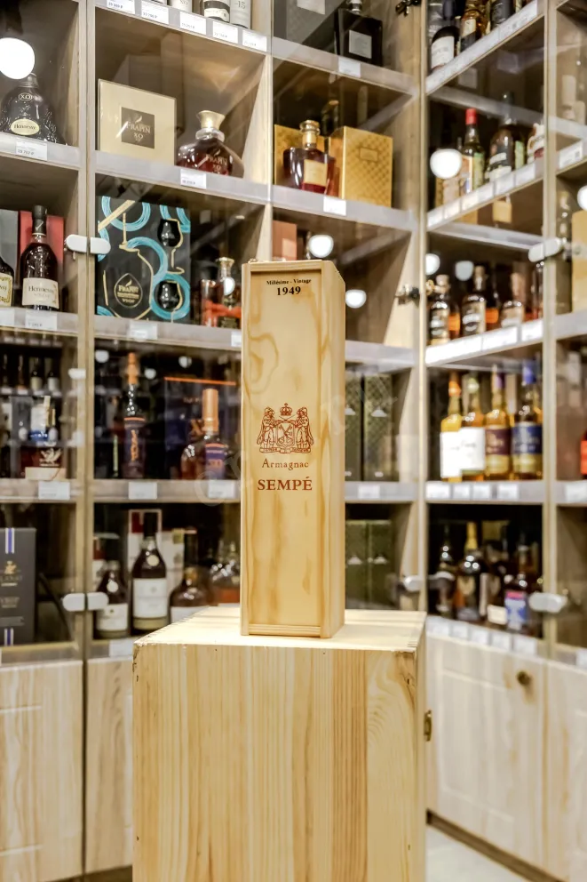 В магазине Крю Профи Sempe 1949 0.5 л