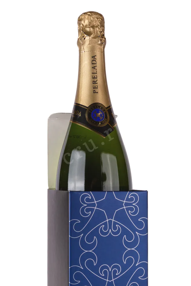 В подарочной коробке Cava Perelada Brut in gift box 2020 0.75 л