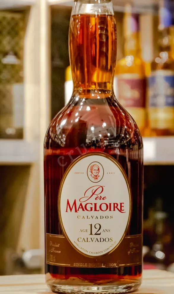 В магазине Крю Профи Pere Magloire 12 years 0.7 л