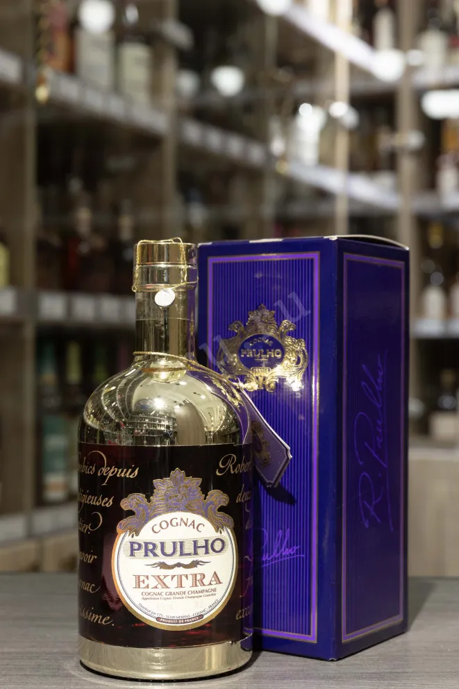 В магазине Крю Профи Prulho Extra Grand Champagne in gift box 0.7 л