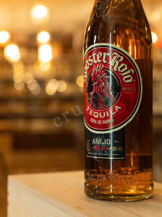 В магазине Крю Профи Rooster Rojo Anejo 0.7 л