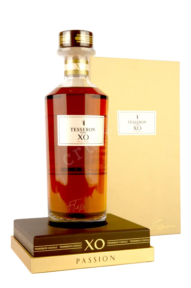 В подарочной коробке Tesseron AOC XO Passion 0.7 л