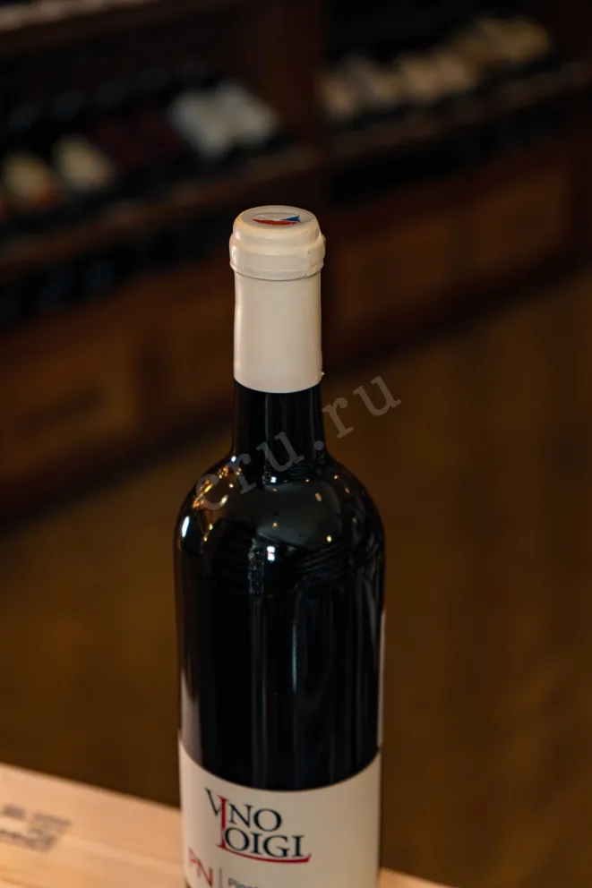 Пробка Loigi Pinot Noir 2020 0.75 л