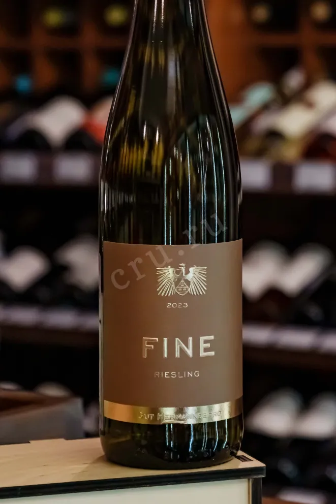 В магазине Крю Профи Gut Hermannsberg Fine Riesling 2023 0.75 л