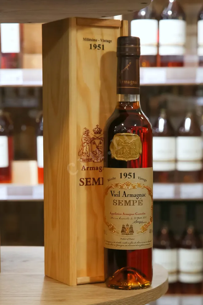 В магазине Крю Профи Sempe 1951 0.5 л
