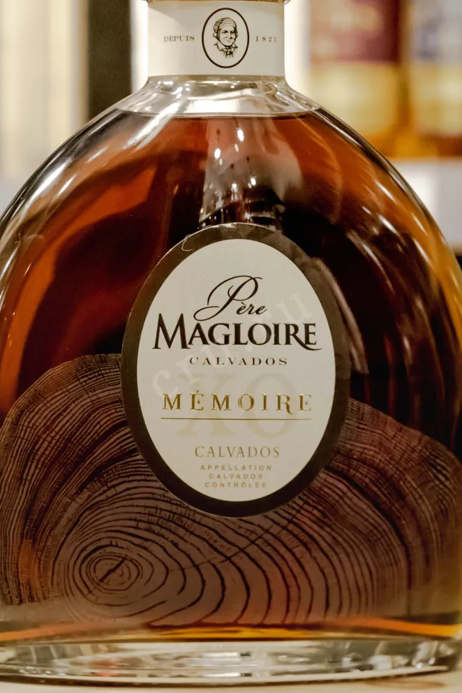 В магазине Крю Профи Pere Magloire Memoire 0.7 л
