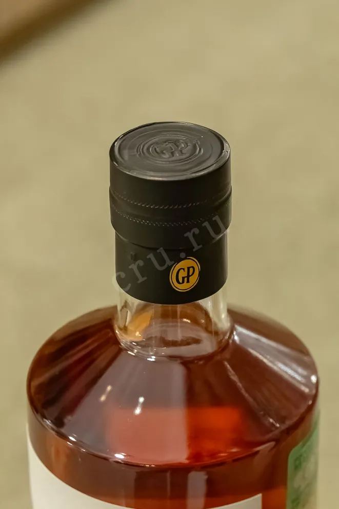 Пробка Guillon Painturaud XO Hors dAge 1er Cru de Cognac in gift box 0.7 л