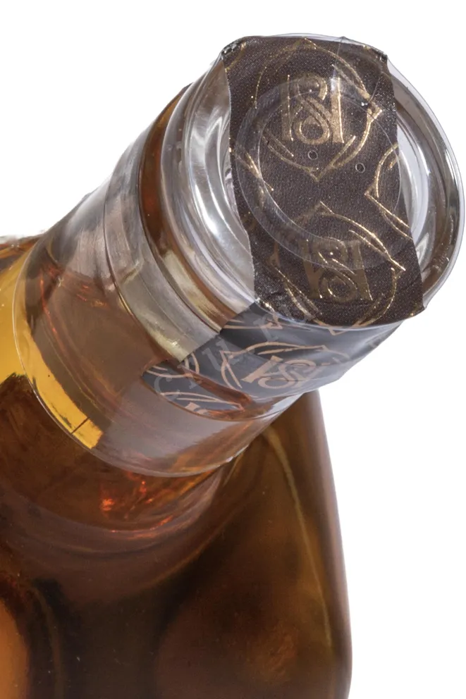 Пробка Spirit Manifest Madeira Cask in gift box 2018 0.7 л