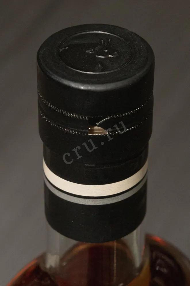 Пробка M&H Apex Cask gift box 0.7 л