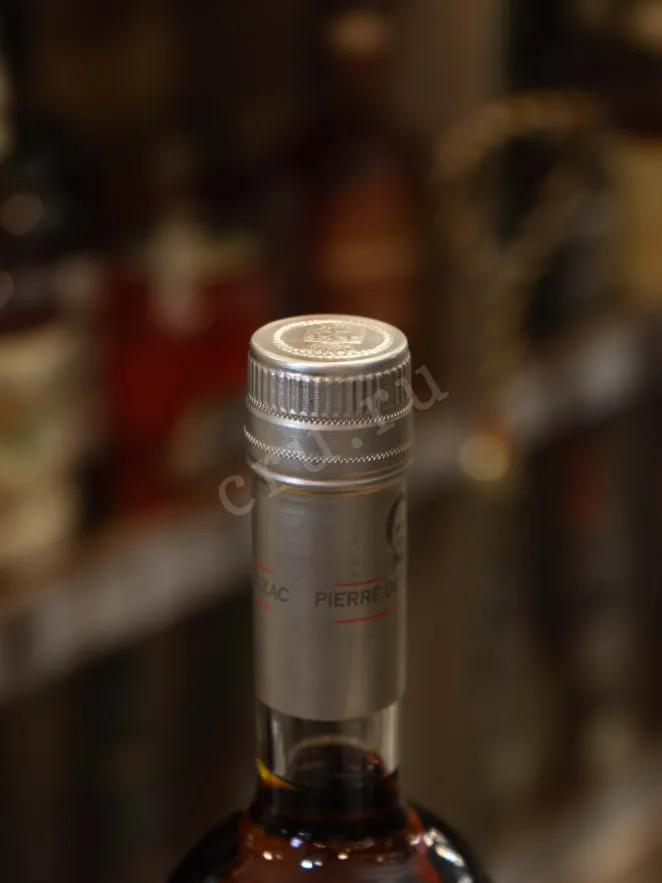 Пробка Pierre de Segonzac Rare Reserve gift box 0.7 л