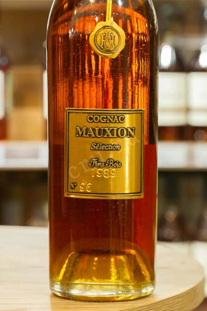 В магазине Крю Профи Mauxion Selection Fins Bois in wooden box 1989 0.7 л