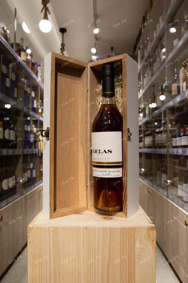 В магазине Крю Профи Gelas 1994 0.7 л