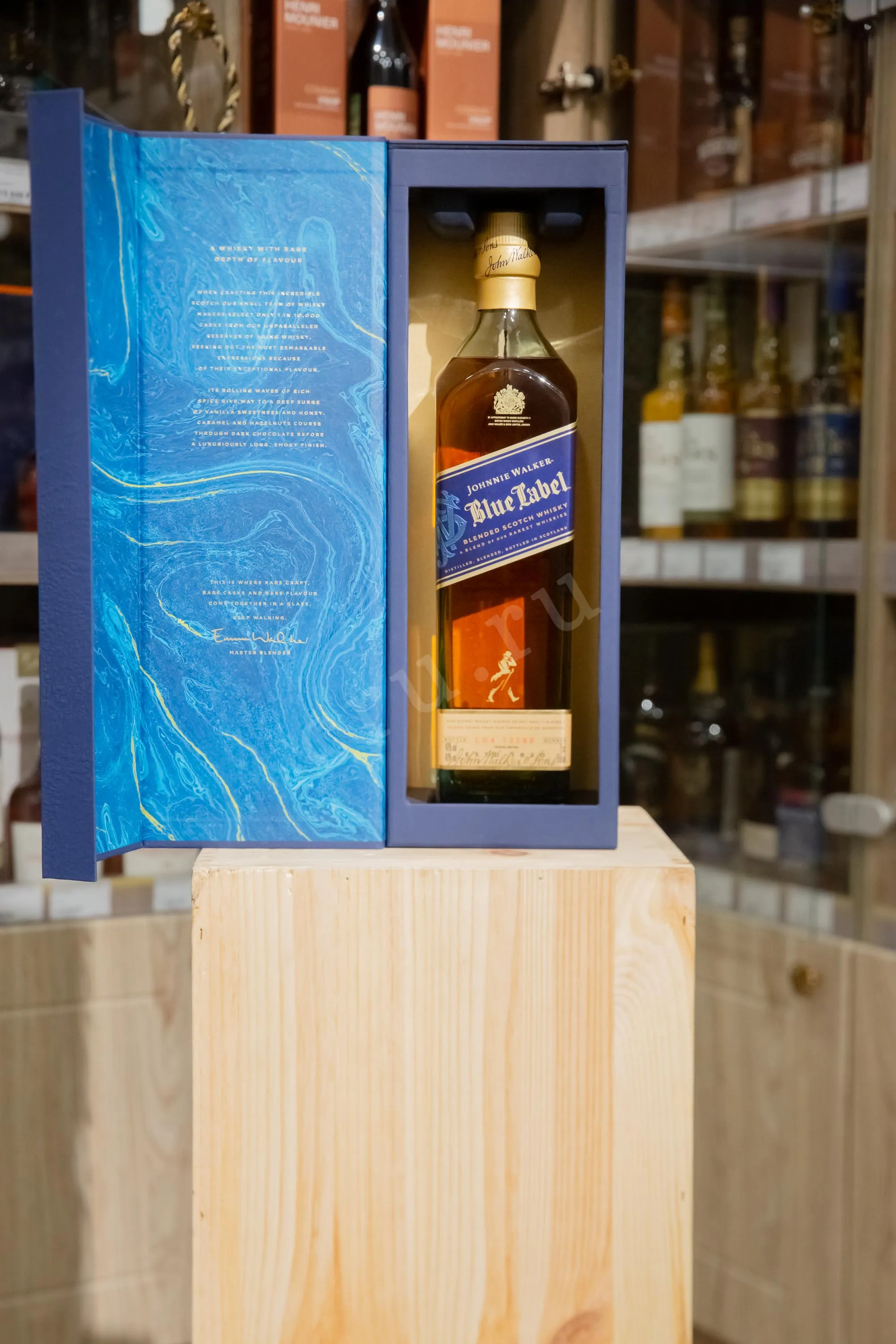 Johnnie Walker Blue Label in gift box 0.75 л купить - Шотландский