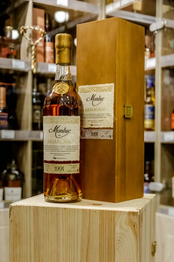 В магазине Крю Профи Monluc 1991 0.7 л
