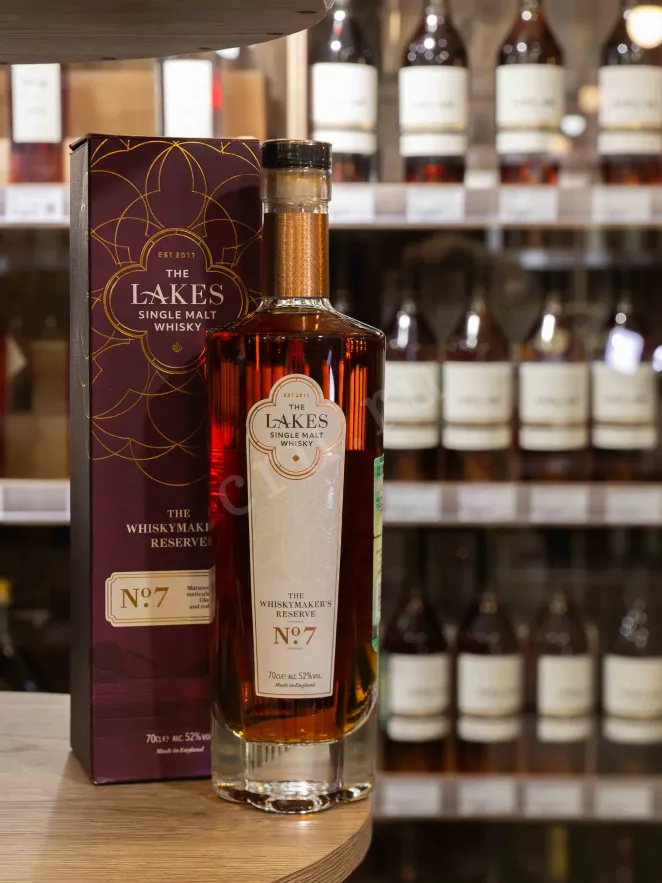 В магазине Крю Профи The Lakes The Whiskymaker's Reserve №7 Single Malt in gift box 0.7 л