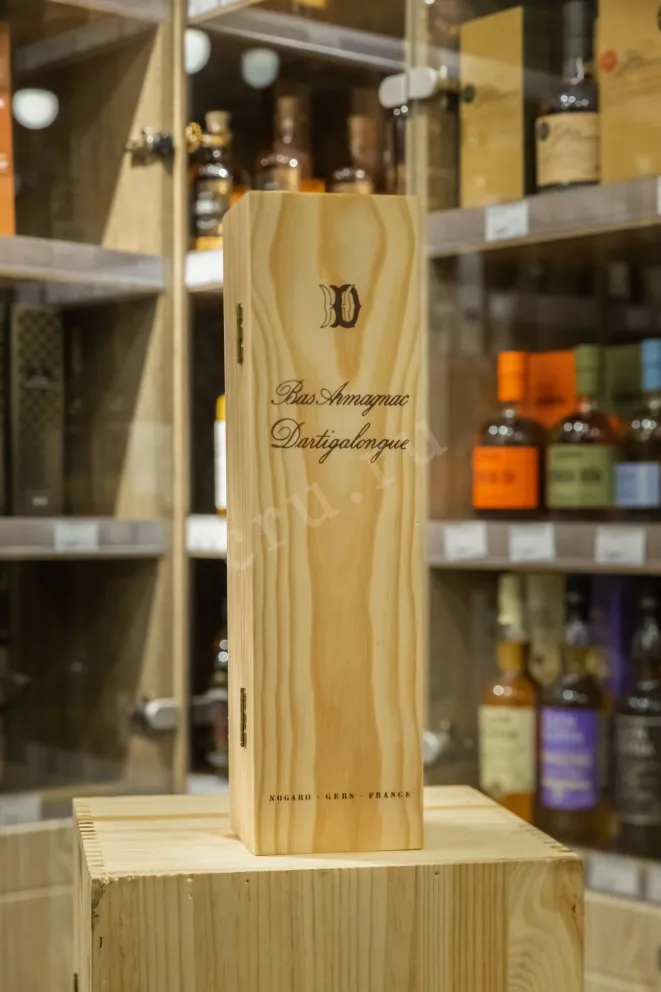 В магазине Крю Профи Dartigalongue 1982 0.5 л