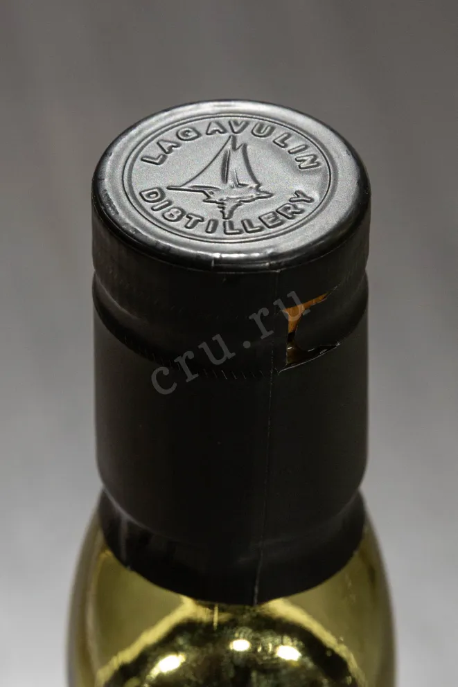 Пробка Lagavulin 10 years old gift box 0.7 л