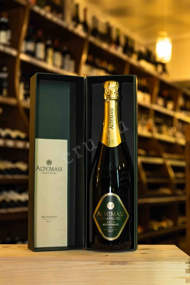 В магазине Крю Профи Altemasi Millesimato Brut gift box 2016 0.75 л